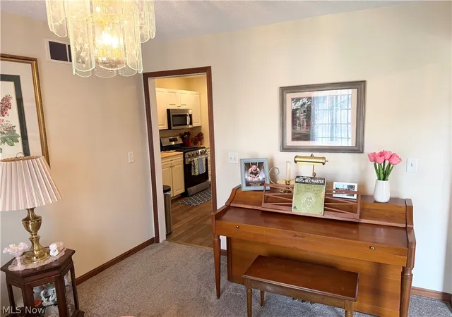 4th image of 2218 Packard Ct, Parkersburg, WV 26104 | MLS# 5227649