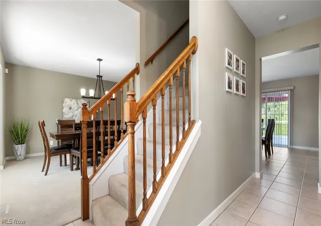 Photo 2 of Single family home for sale at 1460 Colburn Dr, Zanesville, OH 43701 | MLS# 5226043 | Listing updated on 2026-07-20