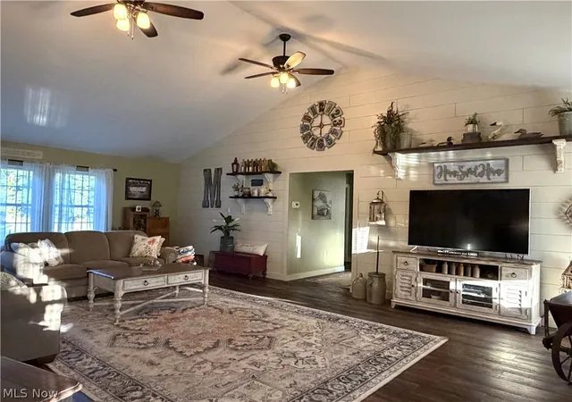 5th image of 8533 Girdle Rd, Middlefield, OH 44062 | MLS# 5227891