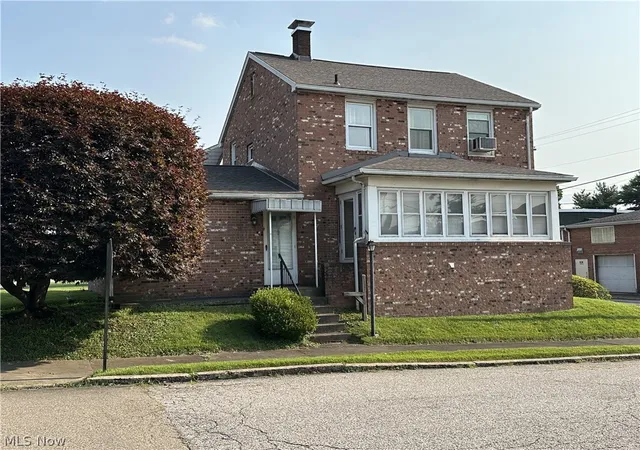 Homes for sale in Wellsburg, WV | 2023 Commerce St, Wellsburg, WV 26070 | MLS# 5227479