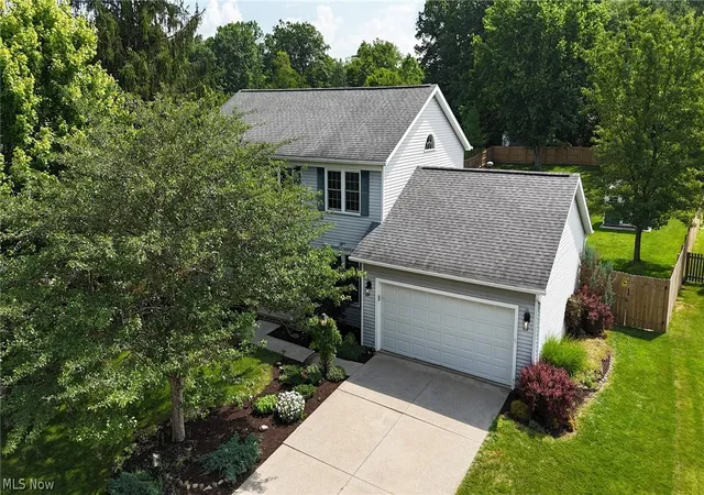 Photo 3 of Sale Pending at 5349 Park Dr, Medina, OH 44256 | MLS# 5224228 | Listing updated on 2026-09-18