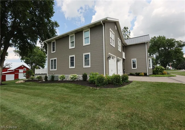 Photo 2 of Single family home for sale at 6105 Mason Rd, Sandusky, OH 44870 | MLS# 5227921 | Listing updated on 2026-10-05