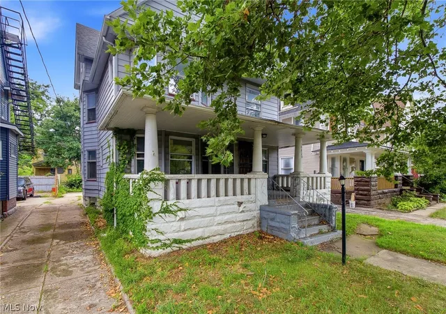 Photo 3 of Single family home for sale at 10820 Grantwood Ave, Cleveland, OH 44108 | MLS# 5227525 | Listing updated on 2026-09-16
