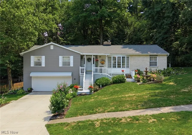 Photo 1 of Single family home for sale at 1235 Canteberry Ln, Mansfield, OH 44906 | MLS# 5227591 | Listing updated on 2026-08-25