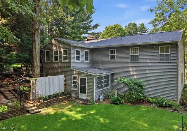 Photo 3 of Single family home for sale at 1235 Canteberry Ln, Mansfield, OH 44906 | MLS# 5227591 | Listing updated on 2026-08-25