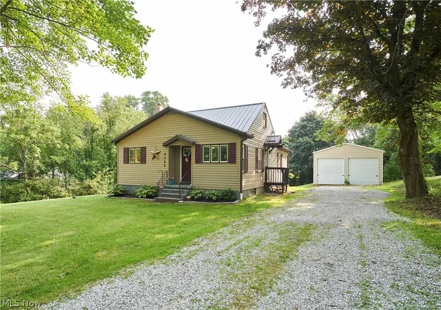 Homes for sale in Ravenna, OH | 6586 Red Brush Rd, Ravenna, OH 44266 | MLS# 5226336