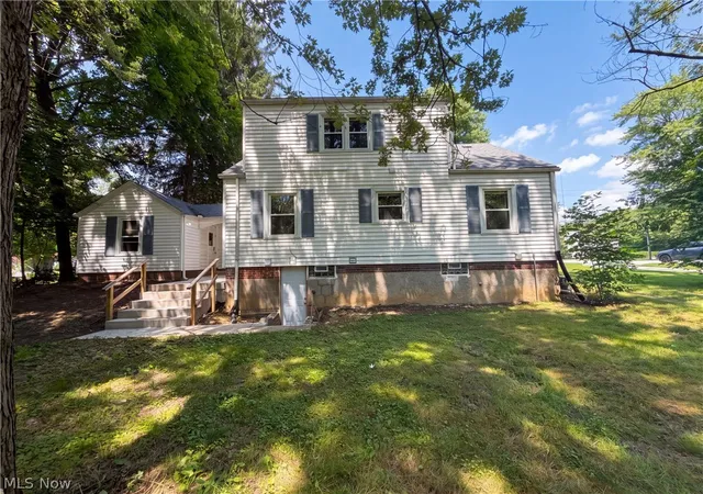 Photo 4 of Single family home for sale at 2920 Copley Rd, Copley, OH 44321 | MLS# 5227942 | Listing updated on 2026-08-27