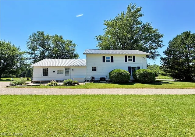 Homes for sale in Amherst, OH | 10677 Baumhart Rd, Amherst, OH 44001 | MLS# 5227886