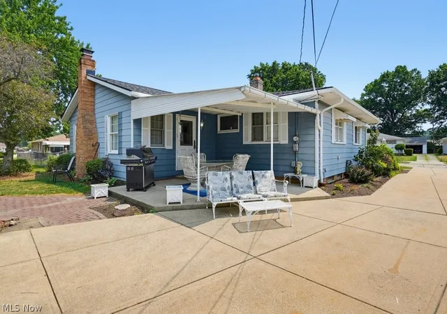 Photo 4 of Sale Pending at 759 E Meadowlawn Blvd, Independence, OH 44131 | MLS# 5227643 | Listing updated on 2026-08-21
