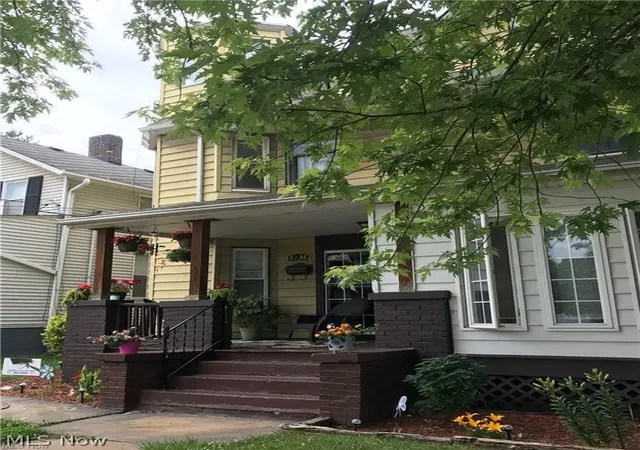 1st image of 4030 E 44 St, Newburgh Heights, OH 44105 | MLS# 5227979