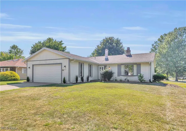 1st image of 7074 Brandywine Dr, Mentor, OH 44060 | MLS# 5227655