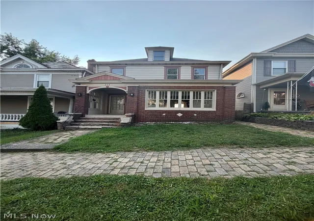 Homes for sale in East Liverpool, OH | 313 Vine St, East Liverpool, OH 43920 | MLS# 5227998