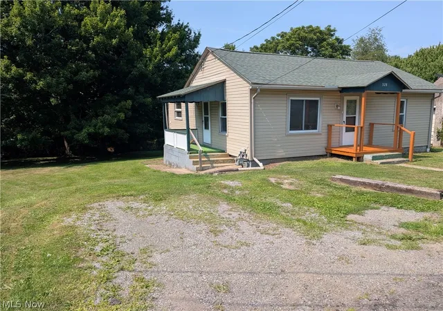 Homes for sale in East Liverpool, OH | 328 Wood Aly, East Liverpool, OH 43920 | MLS# 5227662