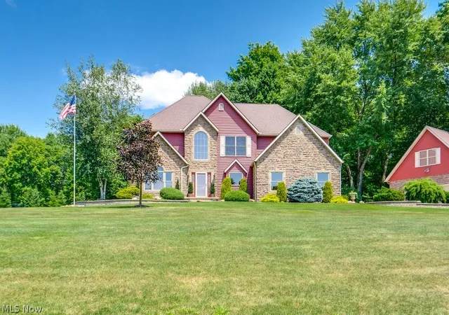 2nd image of 10225 Questa Ct, Wadsworth, OH 44281 | MLS# 5227822