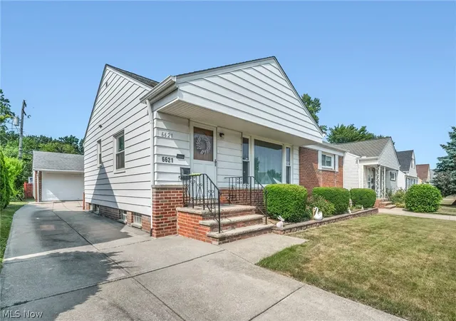 5th image of 6621 Indiana Ave, Cleveland, OH 44124 | MLS# 5228038