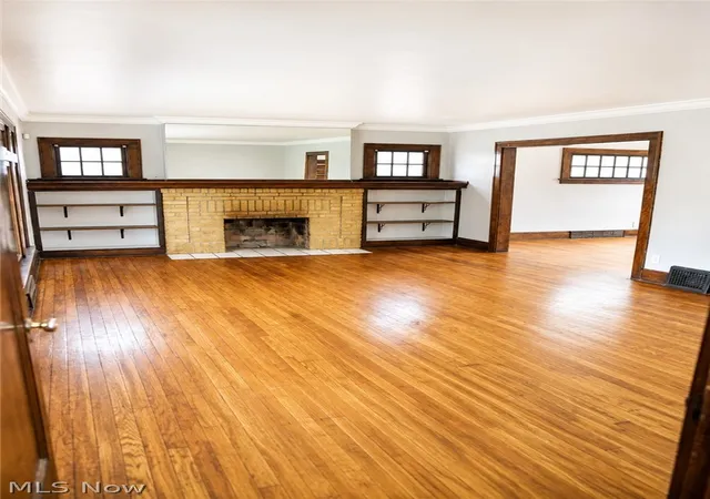 Photo 2 of Single family home for sale at 2123 Hampstead Rd, Cleveland Heights, OH 44118 | MLS# 5228048 | Listing updated on 2026-09-15