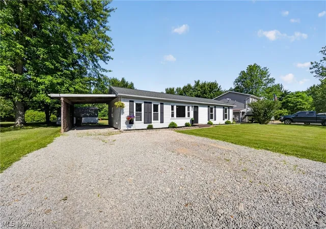 5th image of 16 Leffingwell Dr, Orwell, OH 44076 | MLS# 5226114