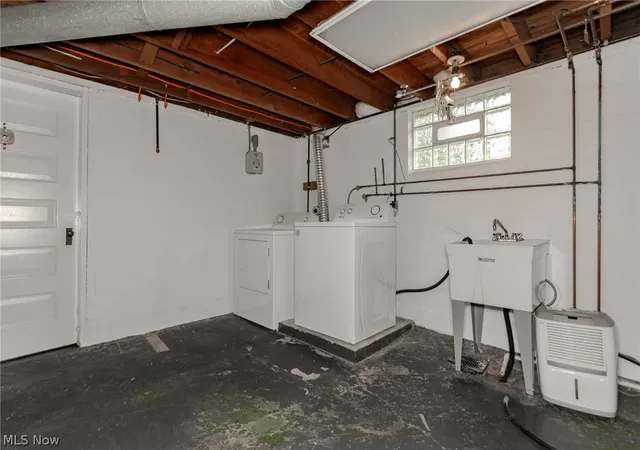 33rd image of 7987 Euclid Chardon Rd, Kirtland, OH 44094 | MLS# 5227623