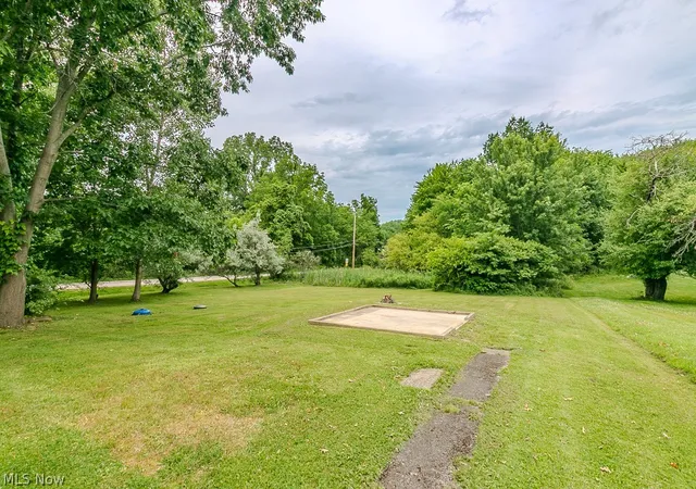 5th image of 7987 Euclid Chardon Rd, Kirtland, OH 44094 | MLS# 5227623