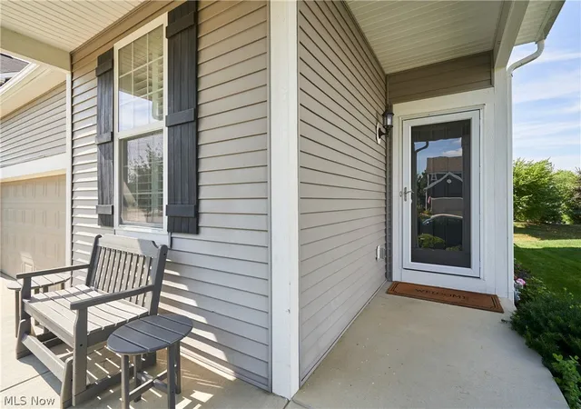 Photo 3 of Single family home for sale at 180 Nottingham Way, Wadsworth, OH 44281 | MLS# 5225647 | Listing updated on 2026-08-17