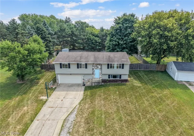 Homes for sale in Brunswick, OH | 553 Jeanette St, Brunswick, OH 44212 | MLS# 5227923