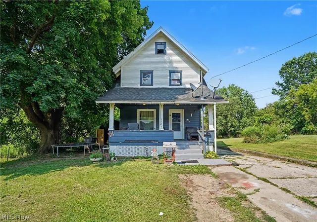 Homes for sale in Youngstown, OH | 1536 Clay St, Youngstown, OH 44506 | MLS# 5227108