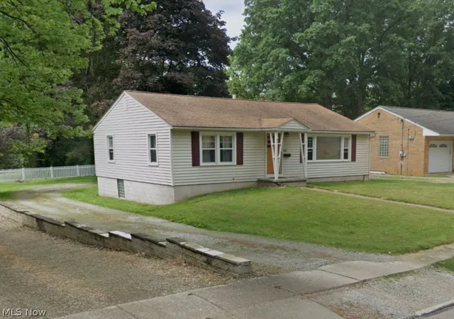 Homes for sale in Wadsworth, OH | 273 Simcox St, Wadsworth, OH 44281 | MLS# 5227978