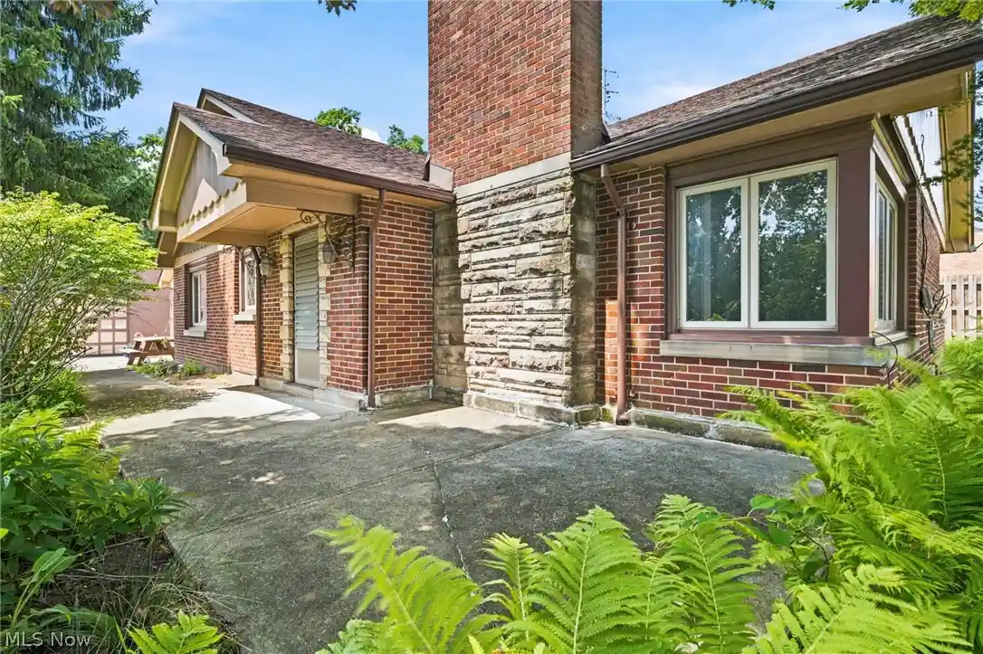 Photo 1 of Single family home for sale at 7 Birch Ave, Northfield, OH 44067 | MLS# 5207332 | Listing updated on 2026-10-15