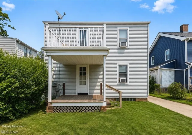 Listing Photo 2 - Condo for sale in building located at 3878 W 134th St, Cleveland, OH 44111 - Unit #