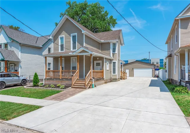 2nd image of 3873 W 31st St, Cleveland, OH 44109 | MLS# 5228107