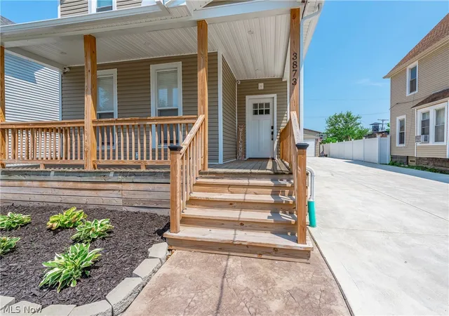 4th image of 3873 W 31St St, Cleveland, OH 44109 | MLS# 5228107