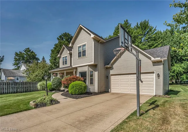 5th image of 1138 Middlefield Trl, Brunswick, OH 44212 | MLS# 5227976