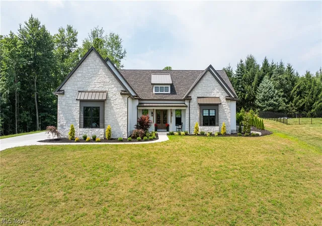 1st image of 8484 Ivy Hill Dr, Youngstown, OH 44514 | MLS# 5227238