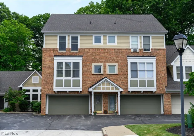 1st image of 1517 Huntington Ln, Cleveland Heights, OH 44118 | MLS# 5227992