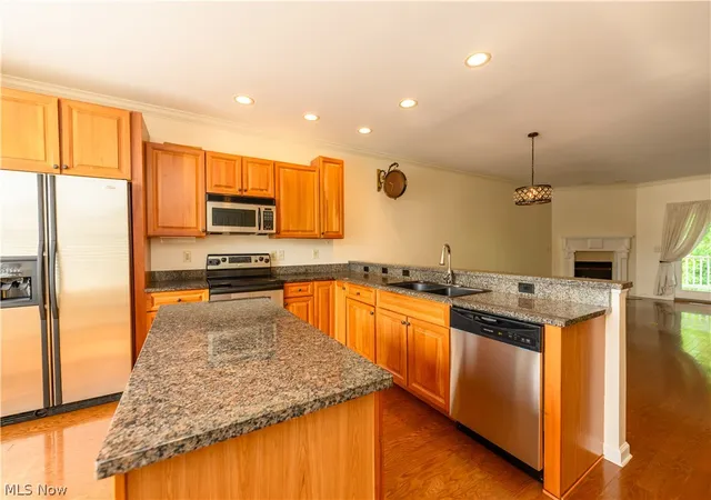 3rd image of 1517 Huntington Ln, Cleveland Heights, OH 44118 | MLS# 5227992