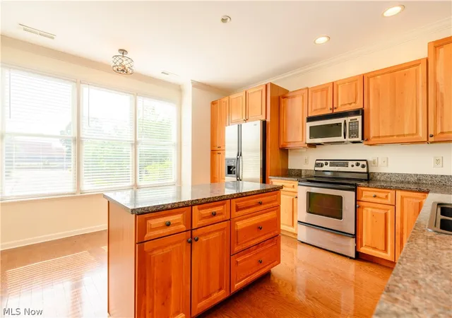 5th image of 1517 Huntington Ln, Cleveland Heights, OH 44118 | MLS# 5227992