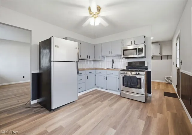 Photo 2 of Sale Pending at 715 S Logan St, Elyria, OH 44035 | MLS# 5227532 | Listing updated on 2026-08-27
