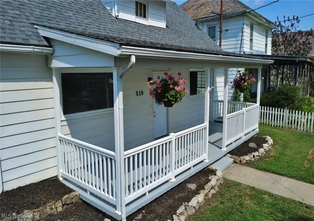 Photo 4 of Single family home for sale at 219 Main St, Philo, OH 43771 | MLS# 5228054 | Listing updated on 2026-10-06