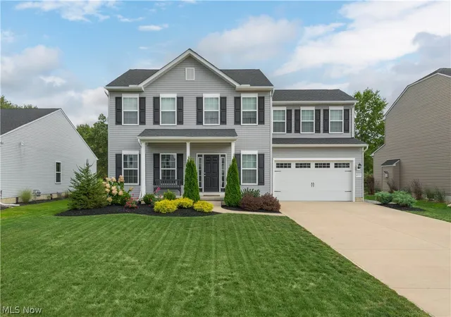 Homes for sale in North Ridgeville, OH | 8133 Ashford Cir, North Ridgeville, OH 44039 | MLS# 5228055