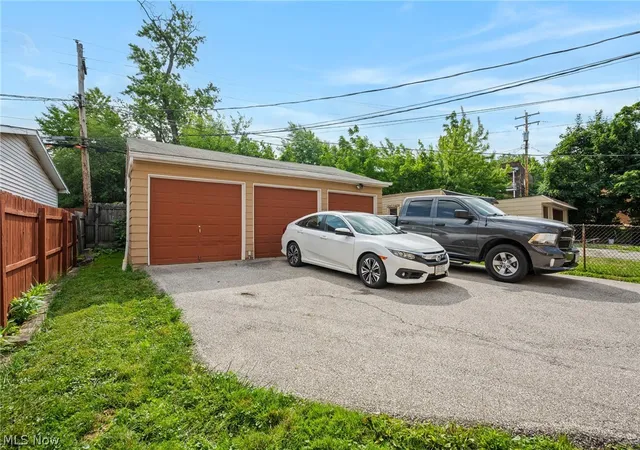 Photo 2 of Multi family home for sale at 1703 1705 Glenmont Rd, Cleveland, OH 44118 | MLS# 5227833 | Listing updated on 2026-07-16