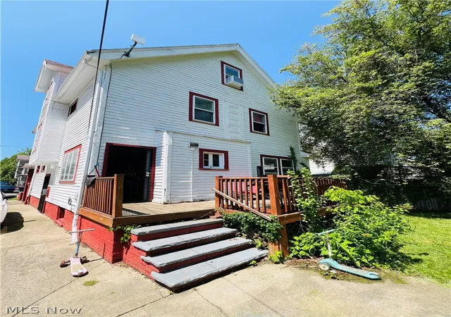 Photo 3 of Single family home for sale at 537 E 118th Street, Cleveland, OH 44108 | MLS# 5227597 | Listing updated on 2026-07-16