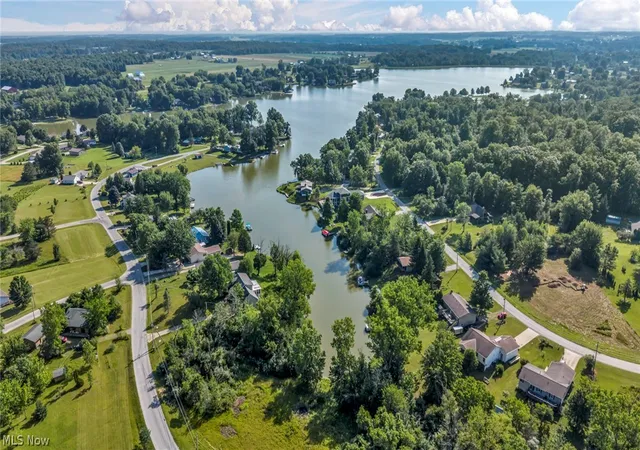 3rd image of 1350 Saffron Dr, West Salem, OH 44287 | MLS# 5227545