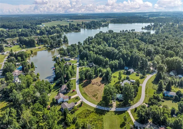 4th image of 1350 Saffron Dr, West Salem, OH 44287 | MLS# 5227545