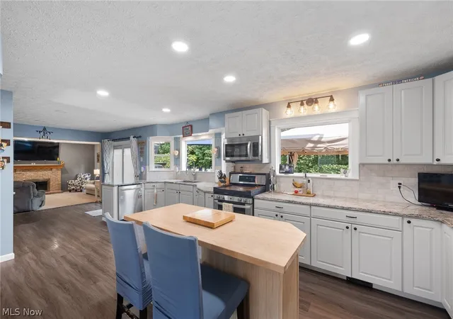 Homes for sale in Streetsboro, OH | 1743 Dunlap Dr, Streetsboro, OH 44241 | MLS# 5227402