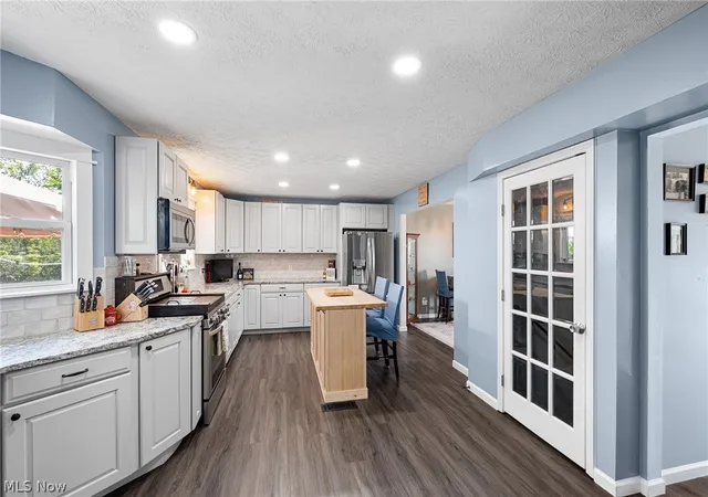 Homes for sale in Streetsboro, OH | 1743 Dunlap Dr, Streetsboro, OH 44241 | MLS# 5227402