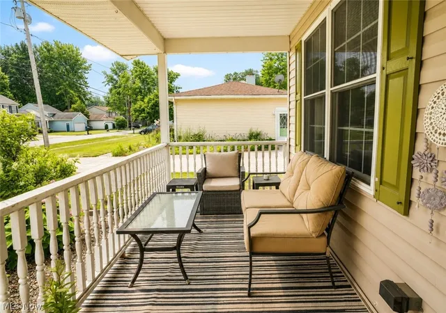 Homes for sale in North Ridgeville, OH | 5856 Ridgeview Blvd, North Ridgeville, OH 44039 | MLS# 5228294