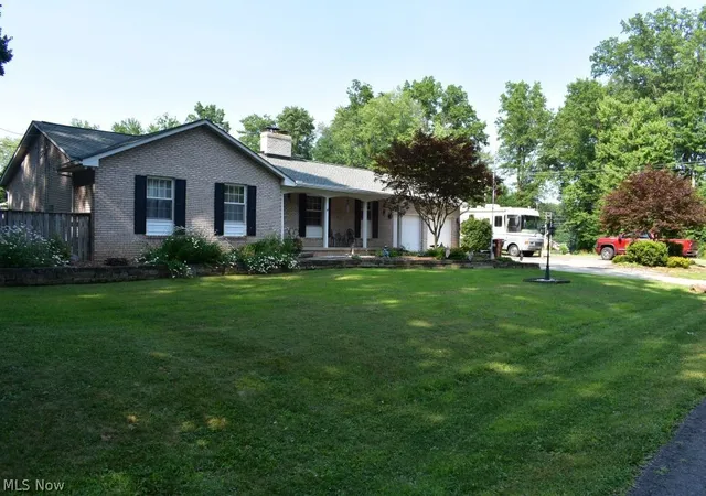 Homes for sale in Ravenna, OH | 4775 Seabury Dr, Ravenna, OH 44266 | MLS# 5227862