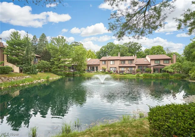3rd image of 1799 Brookwood Dr, Akron, OH 44313 | MLS# 5228279