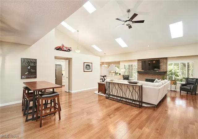 5th image of 1799 Brookwood Dr, Akron, OH 44313 | MLS# 5228279