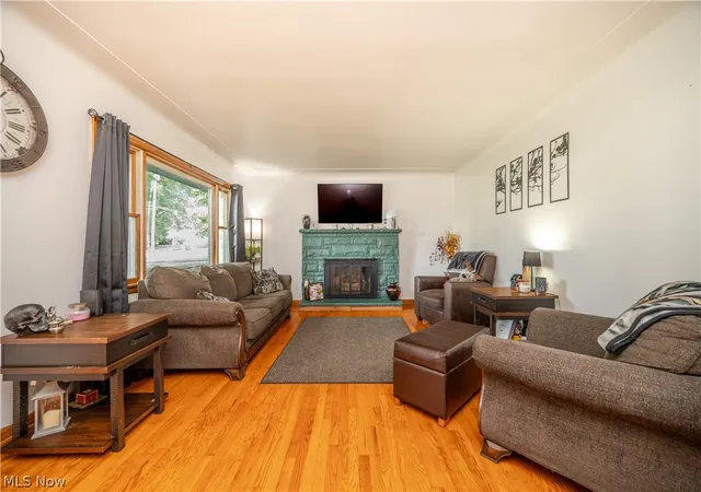 4th image of 3832 Edinburgh Dr, Austintown, OH 44511 | MLS# 5227613